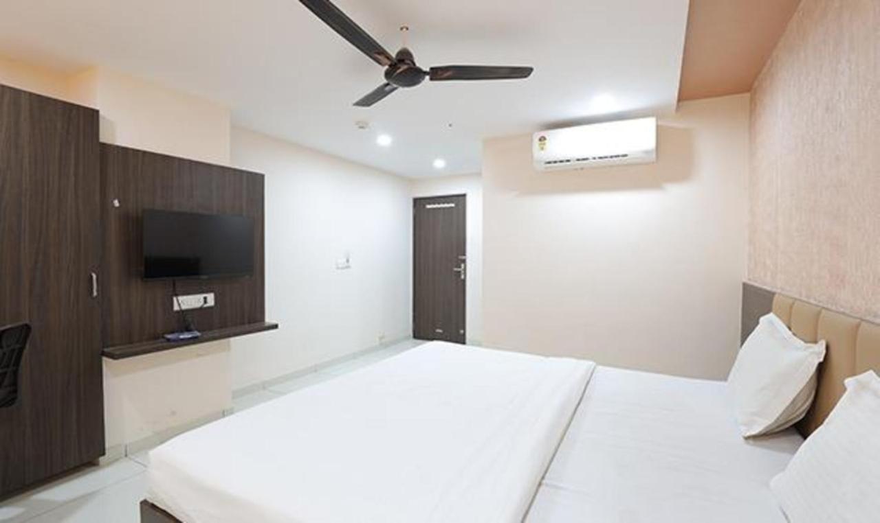 Fabhotel The Heaven Ahmedabad Eksteriør bilde